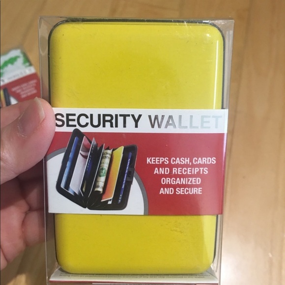 NIB yellow security wallet - Picture 1 of 2